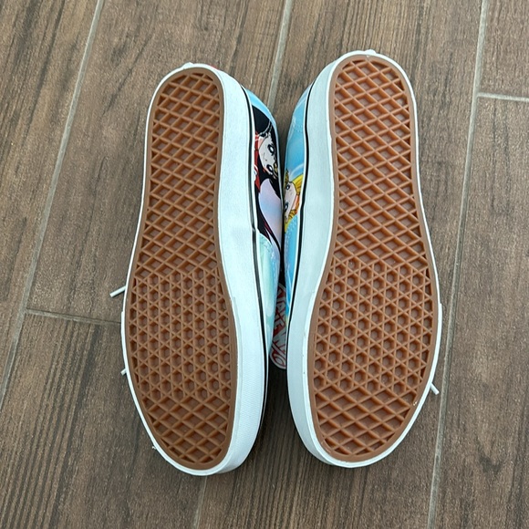 Vans Sailor Moon Collection Men Size 7.5 Women Size 9 - Picture 11 of 14